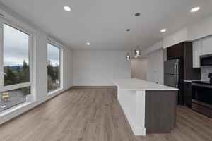 featured image of 208 N Samish Way