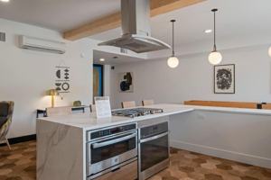 featured image of 208 N Samish Way