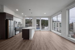 208 North Samish Way - Photo 1 of 1