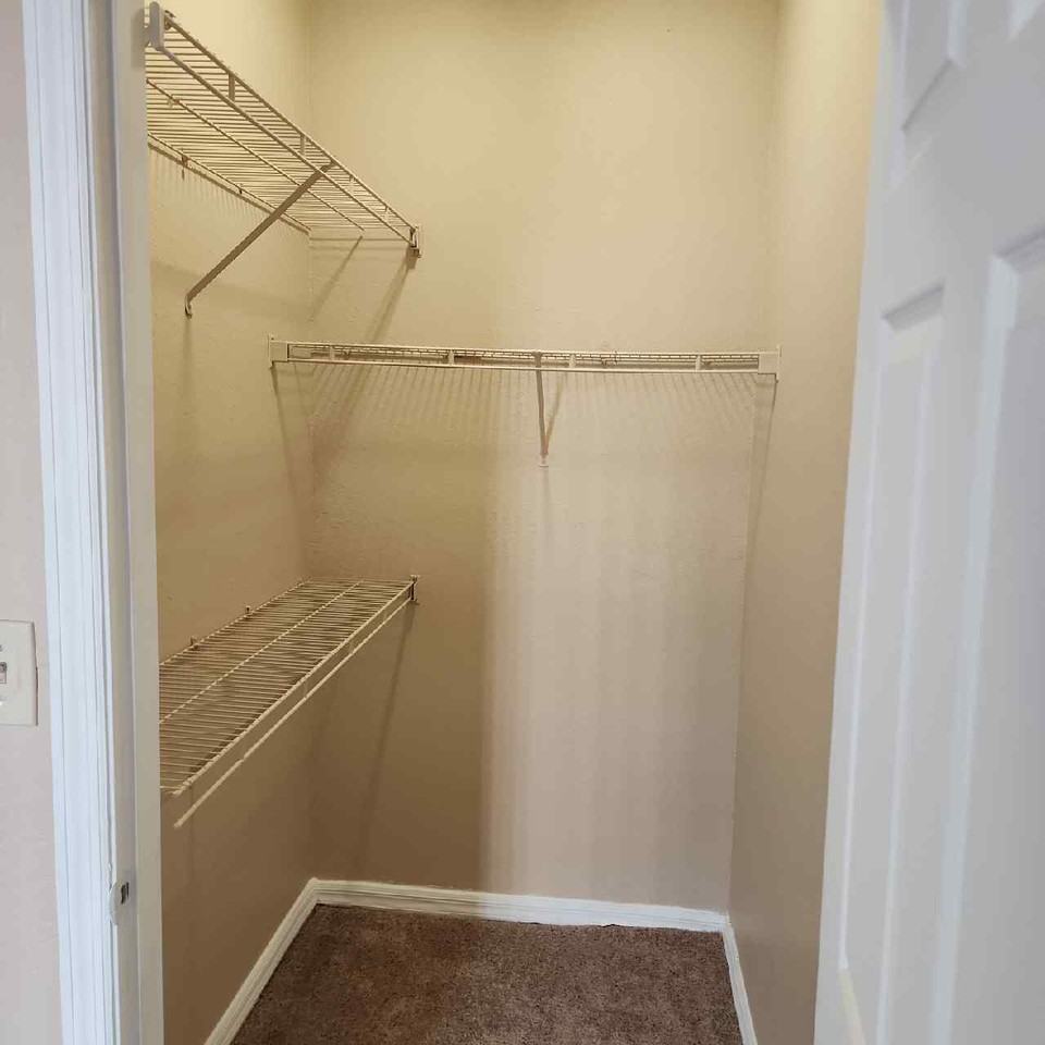 3701 Castle Pines Ln #3914 - Photo 5 of 10