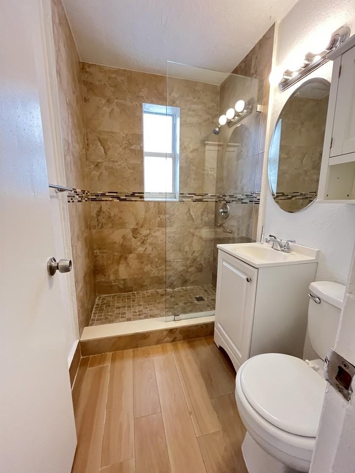 1120 Pennsylvania Ave #108 - Photo 3 of 10