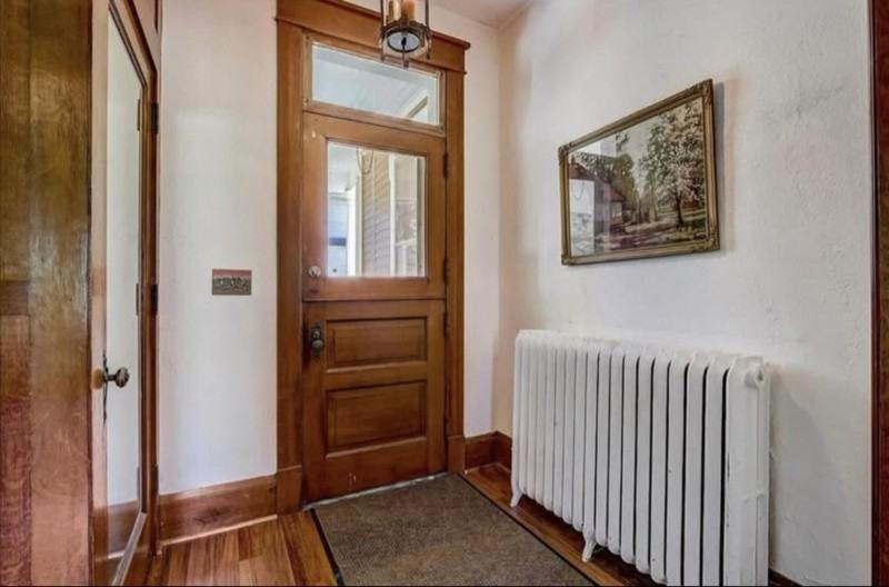 410 Jones Ave - Photo 3 of 11