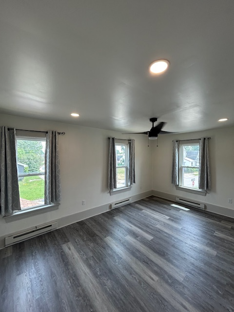 716 Helen St #2 - Photo 3 of 12