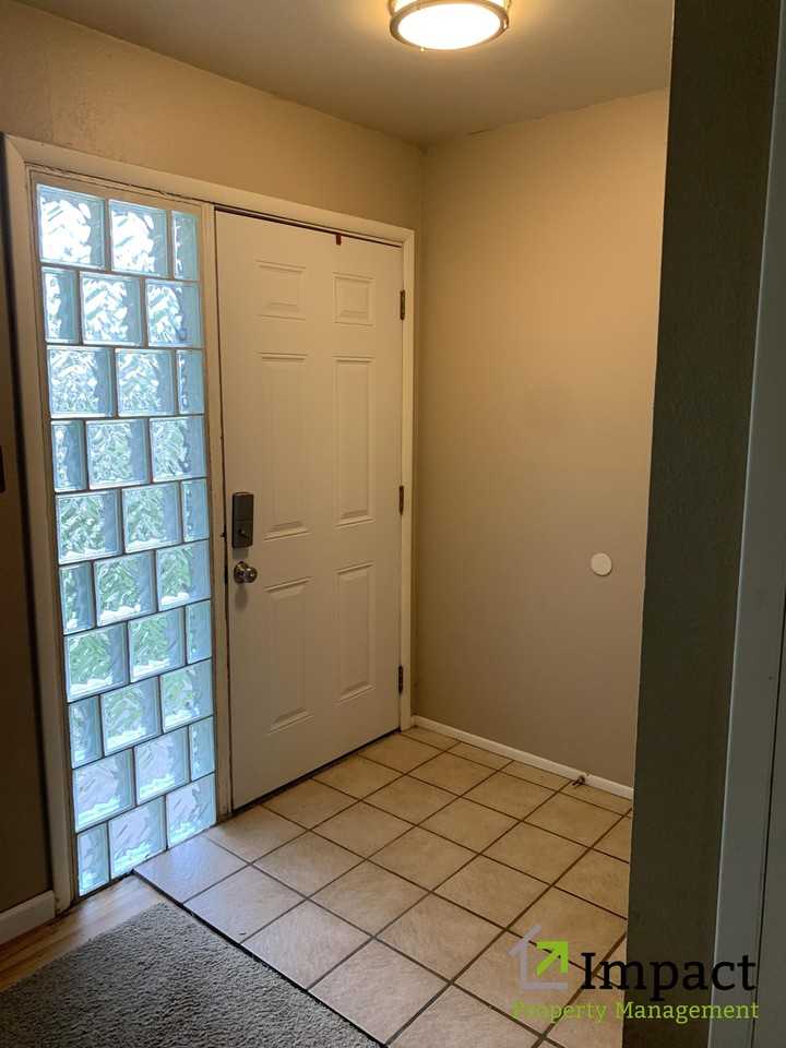 2619 Weir Ave #B - Photo 2 of 11