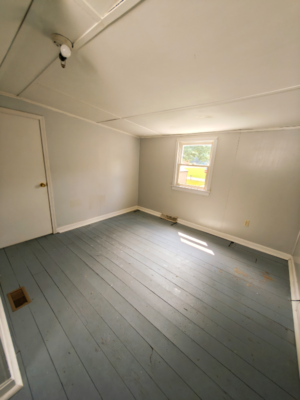 216 S Dixie Hwy - Photo 3 of 6