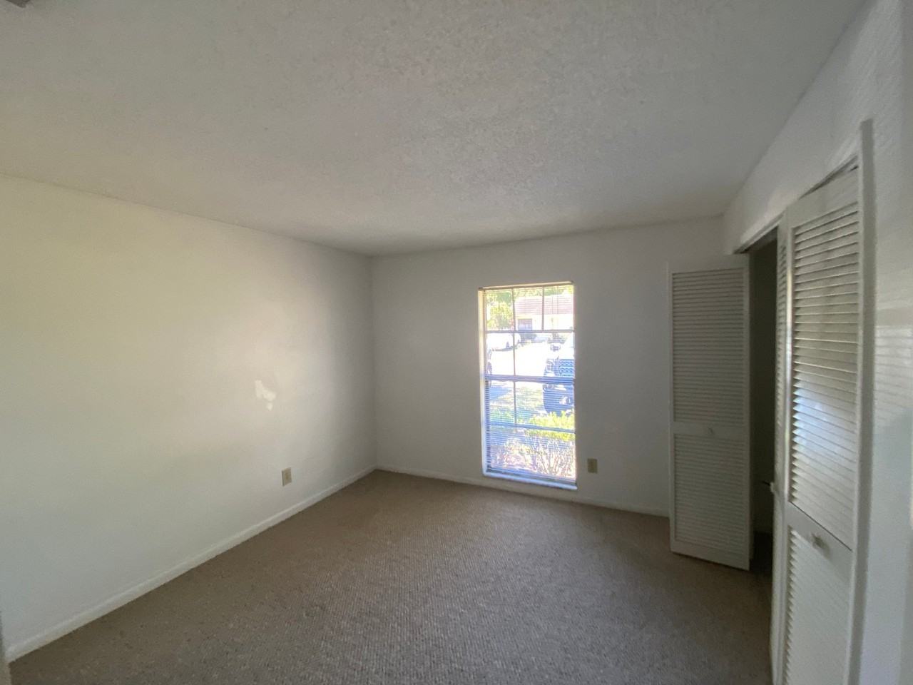 728 Sunbright Dr - Photo 6 of 10