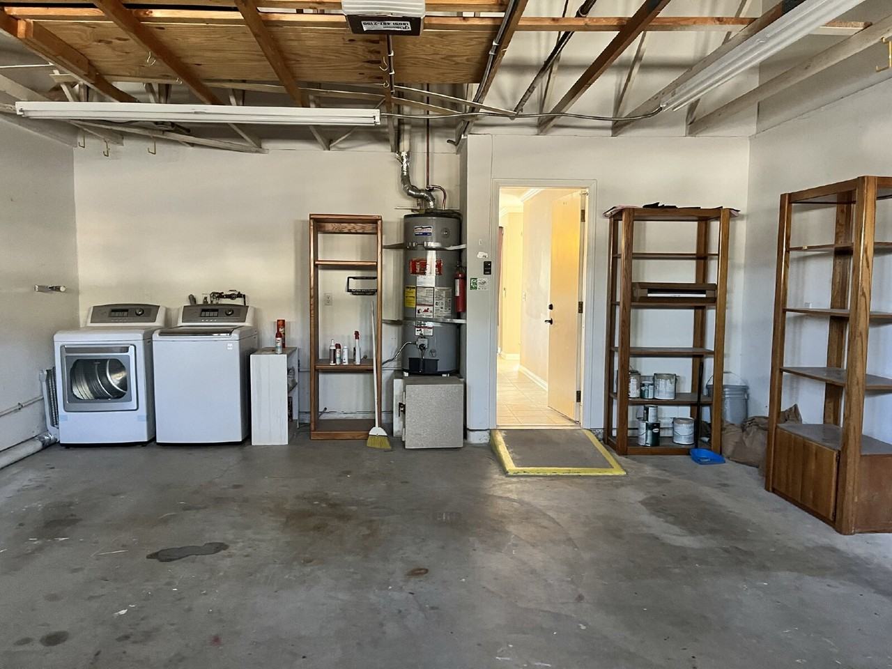 15032 Marquette St - Photo 7 of 34