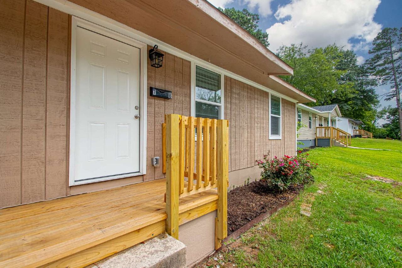 7 Hiland Pl #B - Photo 5 of 29