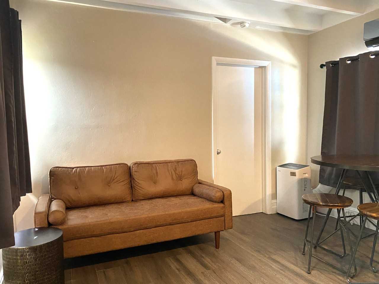 812 Southwest 16th Court - Photo 7 of 27