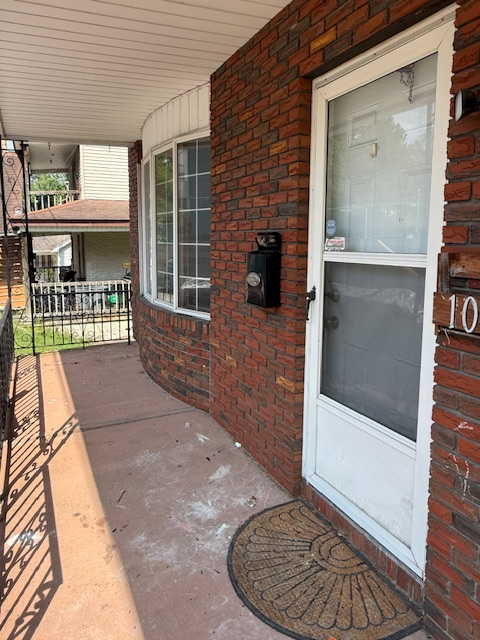 102 W Breaker St - Photo 2 of 17