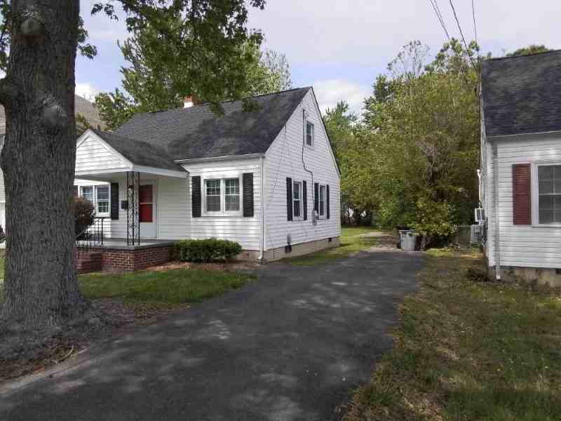 612 Lee St - Photo 2 of 11