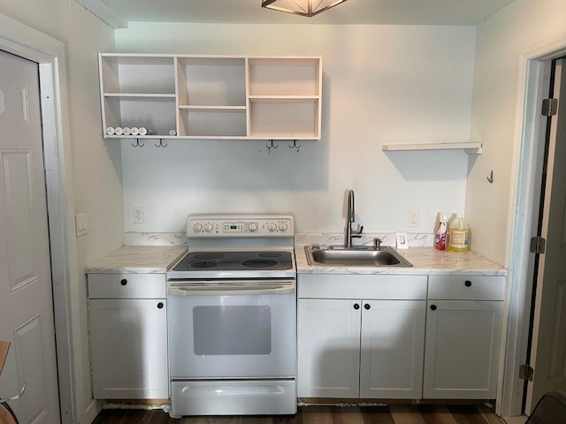 213 Congress Ave #1 - Photo 3 of 6