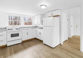 featured image of 167 N Putt Corners Rd #B
