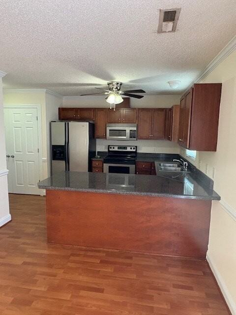 4205 Dudleys Grant Dr Apt D - Photo 3 of 18