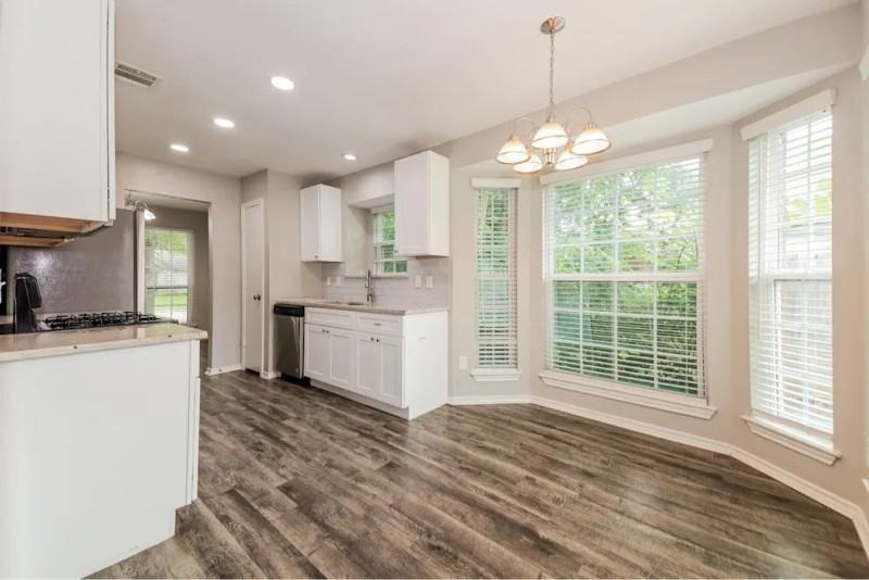 621 Hanover Dr #1 - Photo 2 of 10