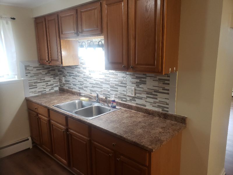 601 E Robinson St #3 - Photo 2 of 9