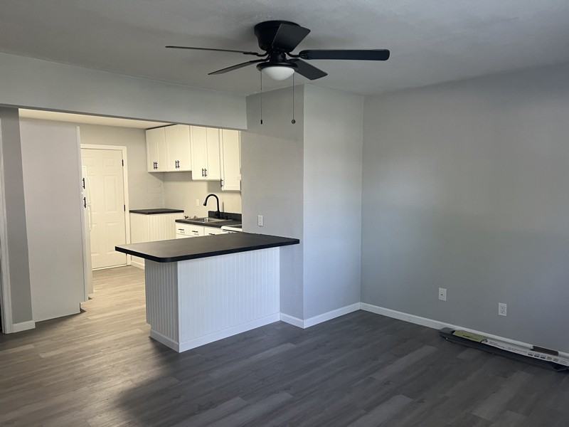 1422 Willow Ave #B - Photo 2 of 9