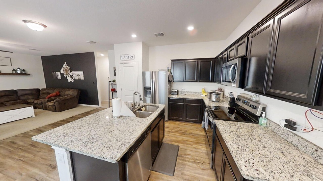 241 Rainey Dr - Photo 6 of 18