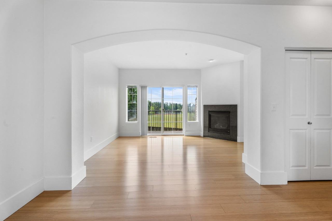 736 Nw 118th Ave #102 - Photo 7 of 31