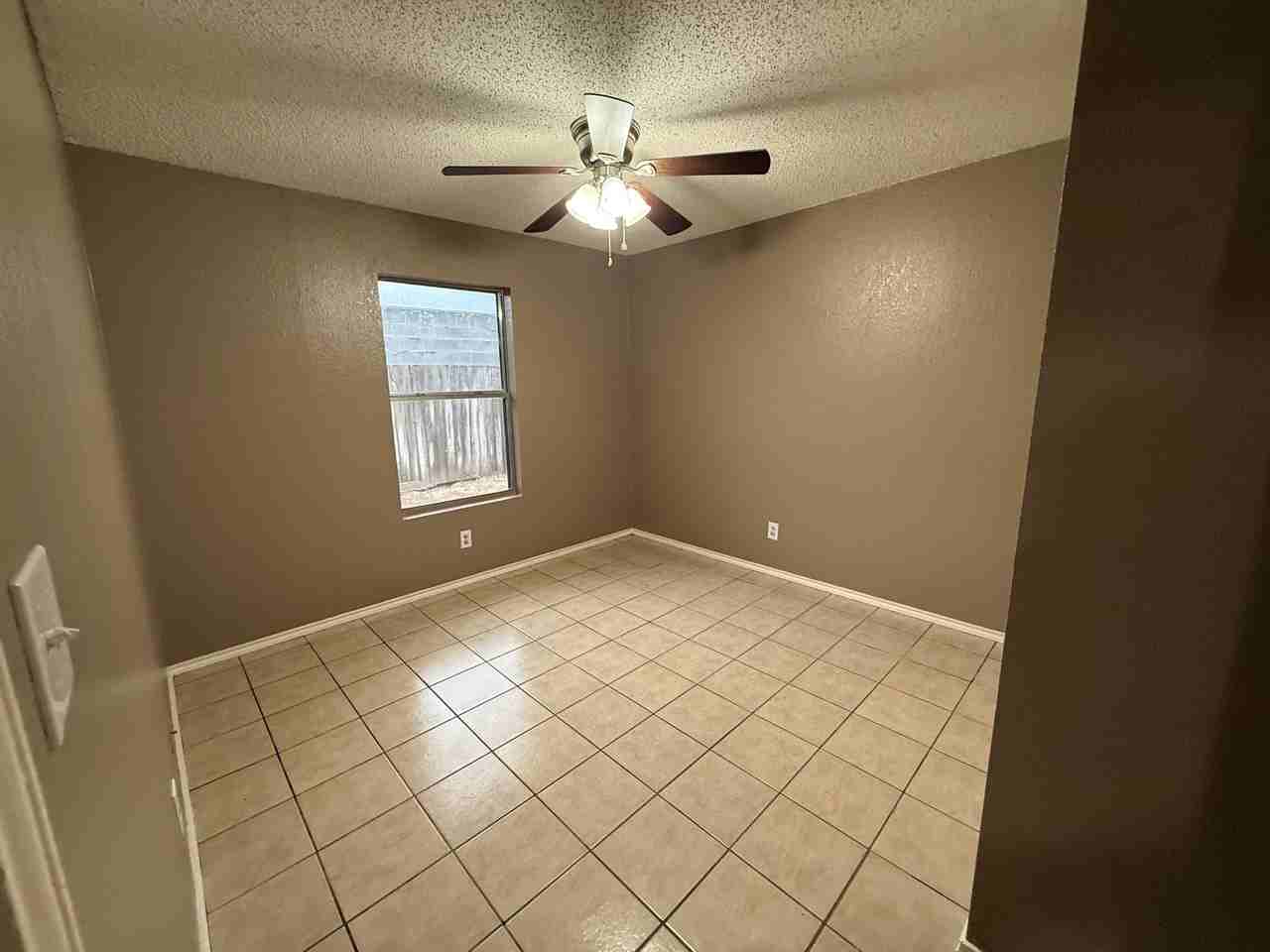 3717 Bluebird Ave - Photo 6 of 20
