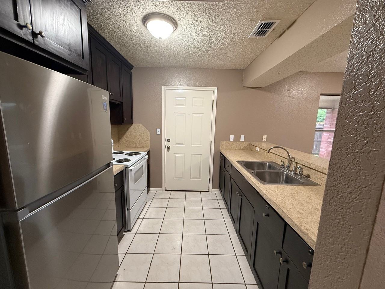3717 Bluebird Ave - Photo 2 of 20