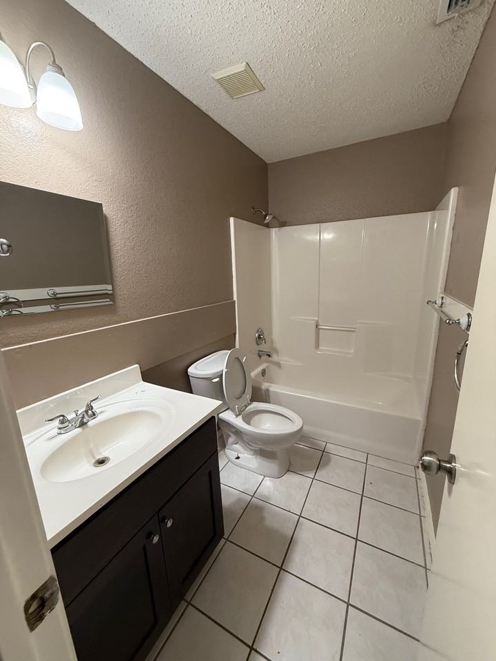 3717 Bluebird Ave - Photo 6 of 20