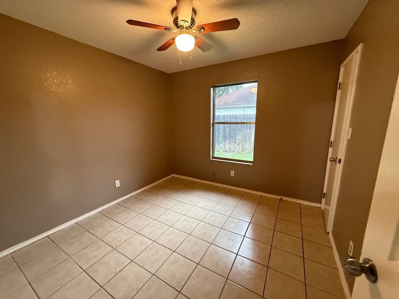 3717 Bluebird Ave - Photo 7 of 20