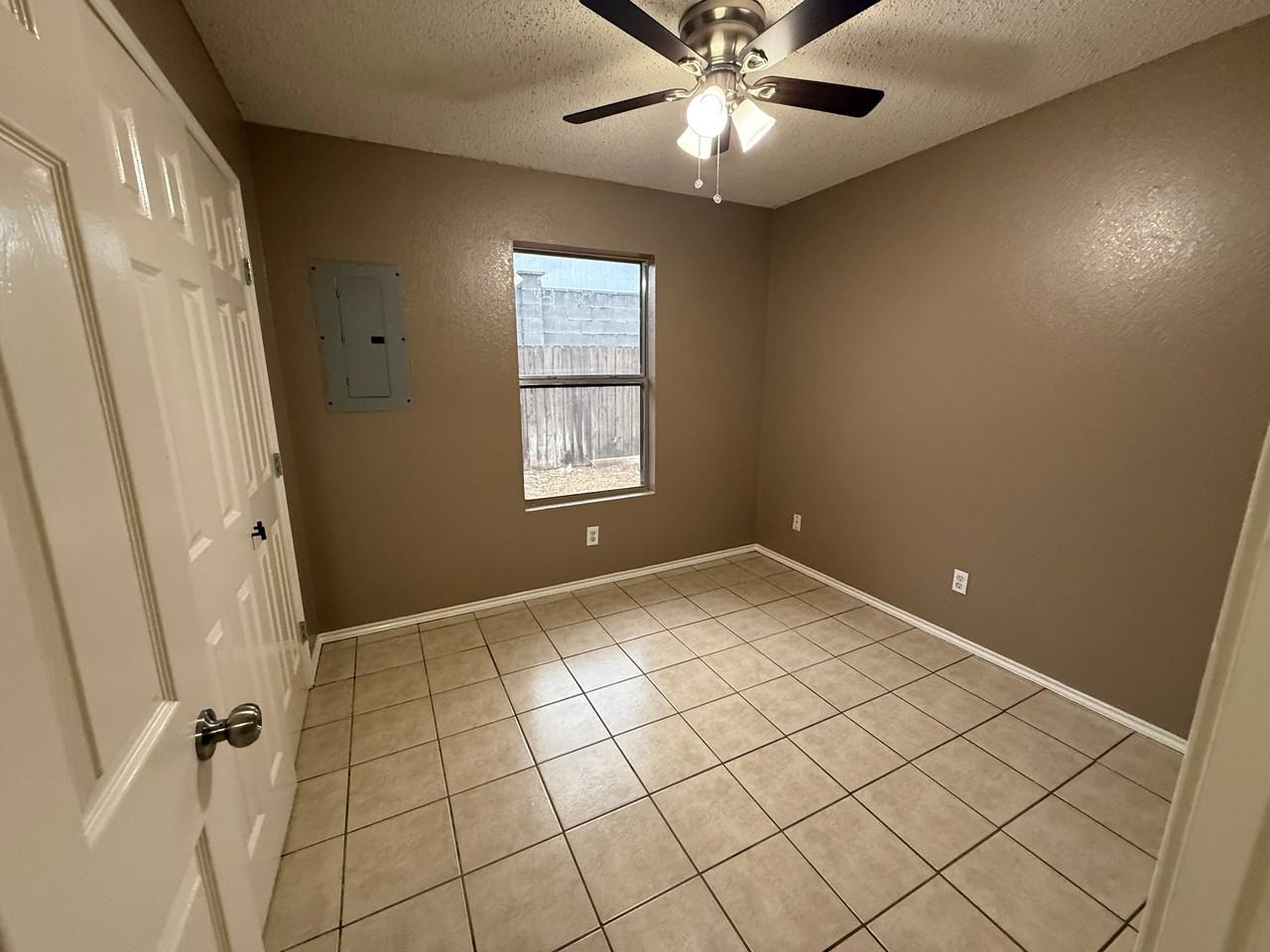 3717 Bluebird Ave - Photo 7 of 20