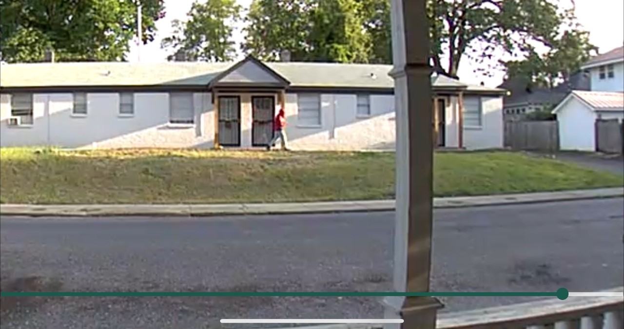 Dawson's Manor - Photo 3 of 30