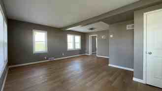 5117 W Fairmount Ave - Photo 1 of 1
