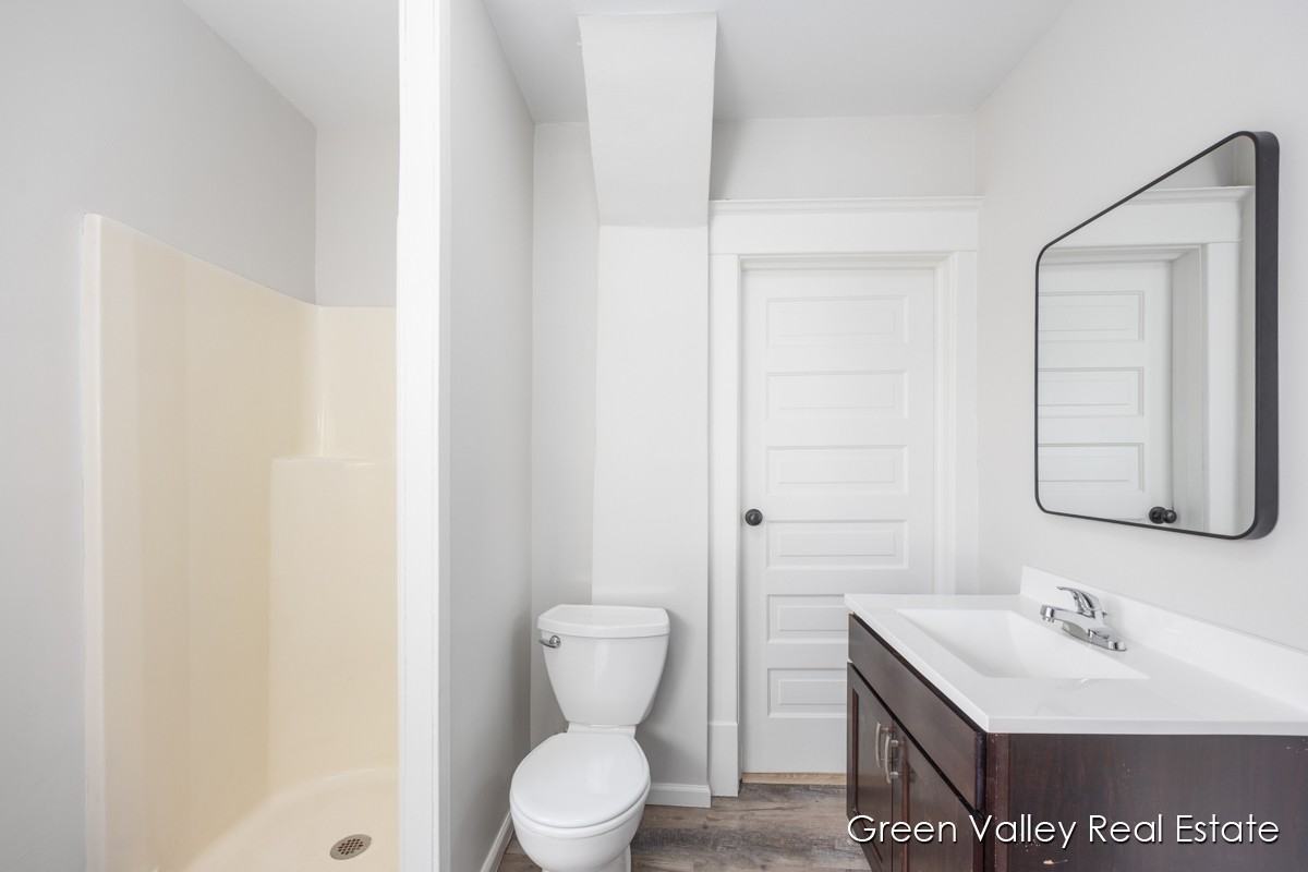 743 Crosby St Nw - Photo 3 of 21