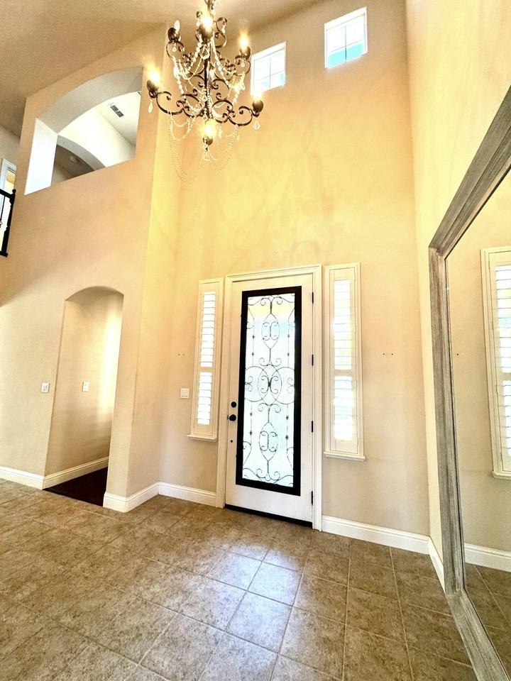 1617 Baroness Way, Roseville, CA, 95747, Unit 1 - Photo 3 of 47