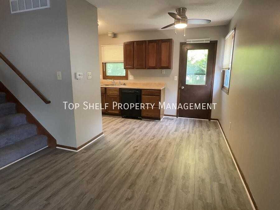 1025 6th St Nw - Photo 3 of 11