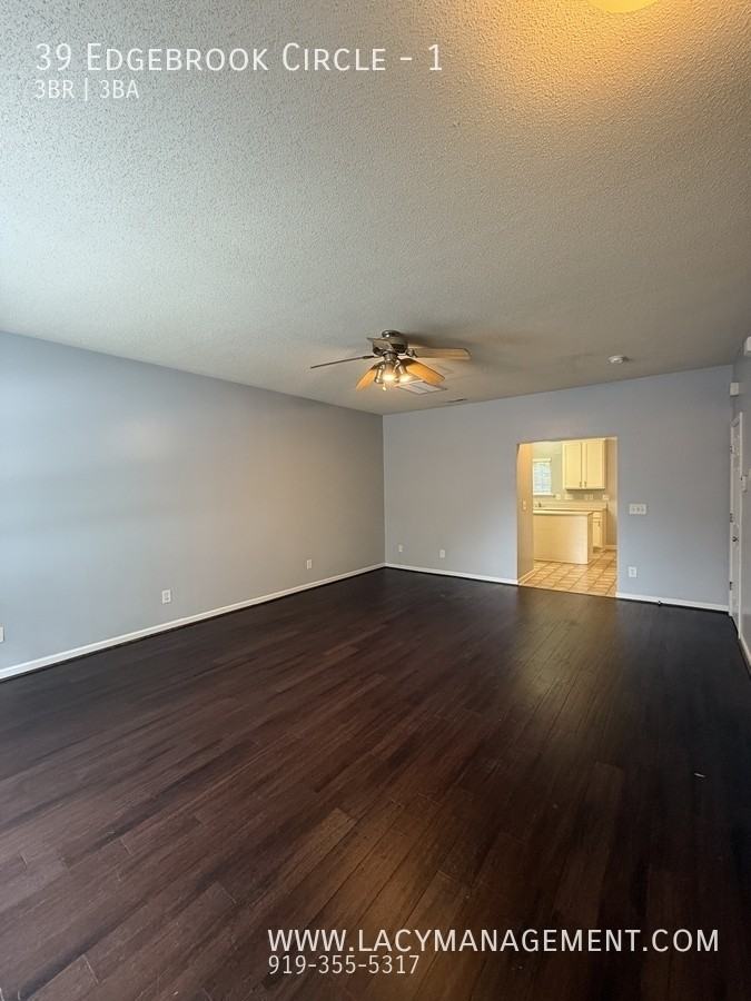 39 Edgebrook Cir #1 - Photo 6 of 36