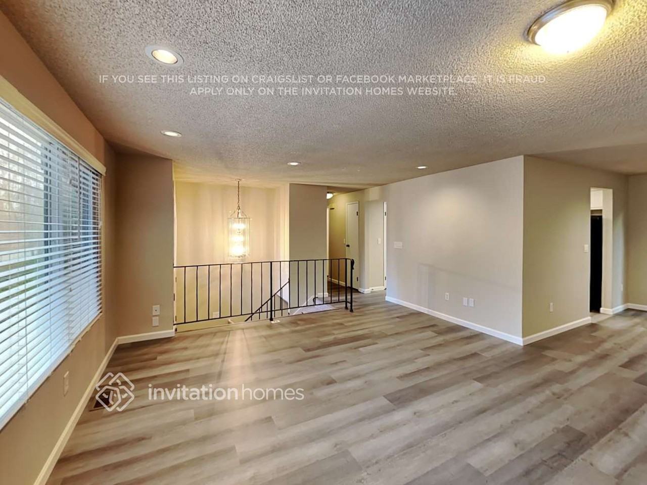 28628 15th Ave S - Photo 4 of 23