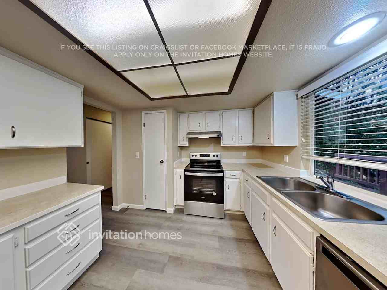 28628 15th Ave S - Photo 7 of 23