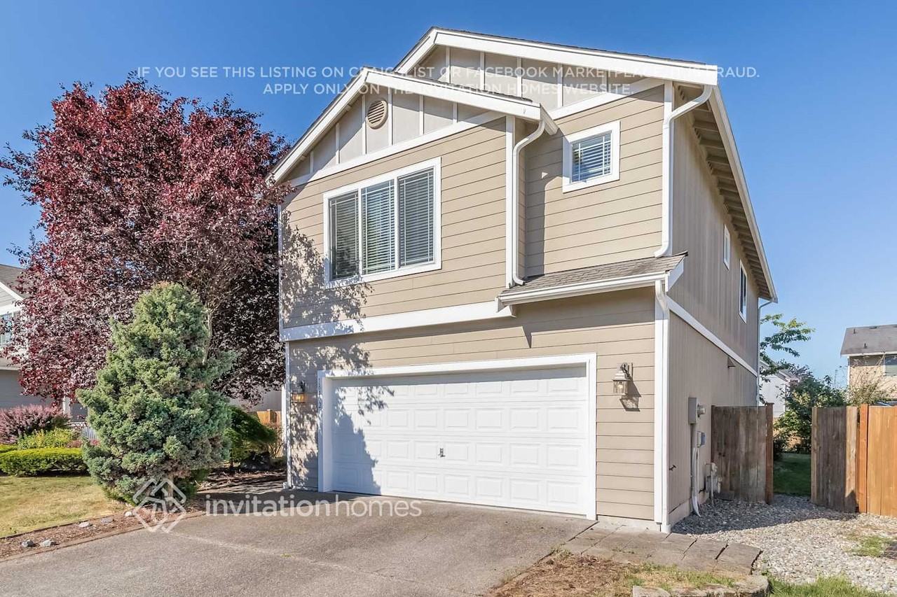 18402 28th Ave E - Photo 2 of 15