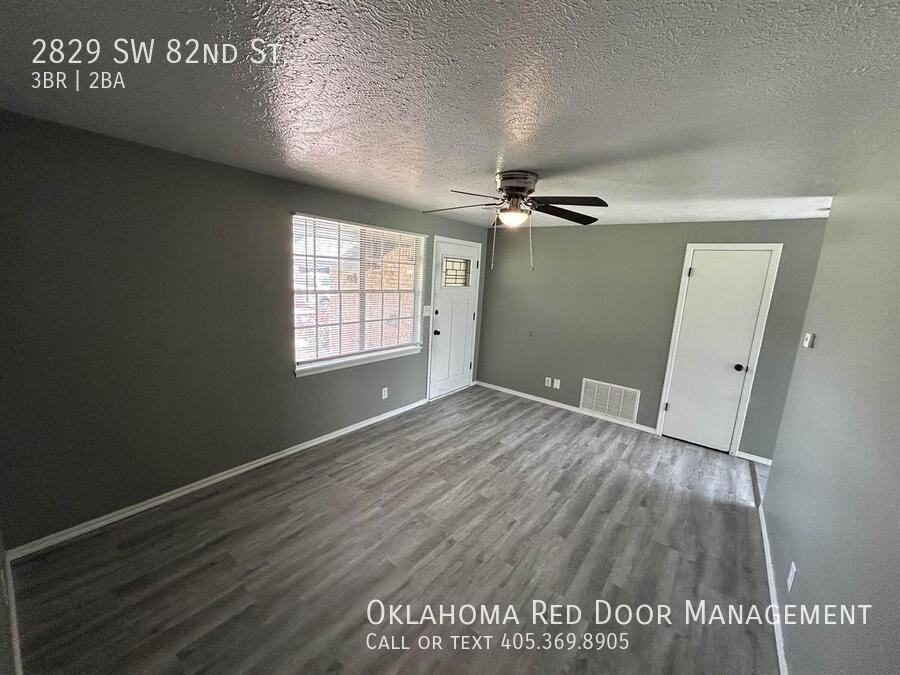 2829 Sw 82nd St - Photo 3 of 8