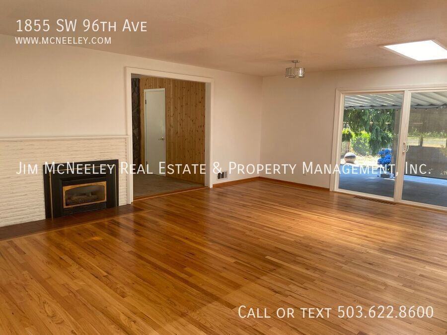 1855 Sw 96th Ave - Photo 2 of 19