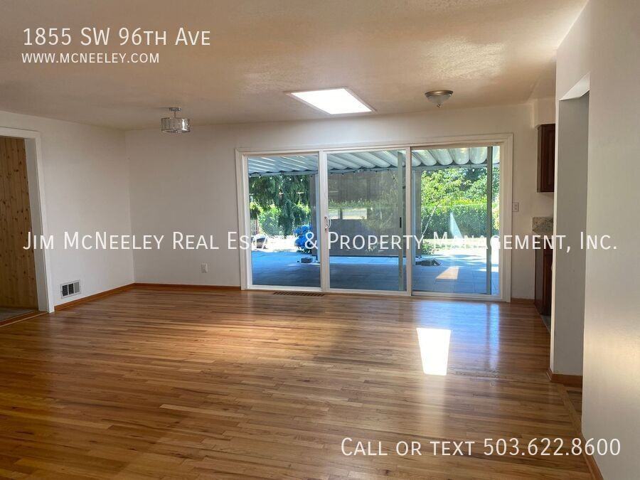 1855 Sw 96th Ave - Photo 3 of 19