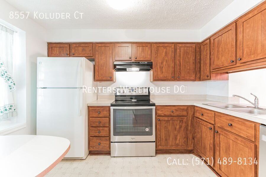 8557 Koluder Ct - Photo 5 of 15