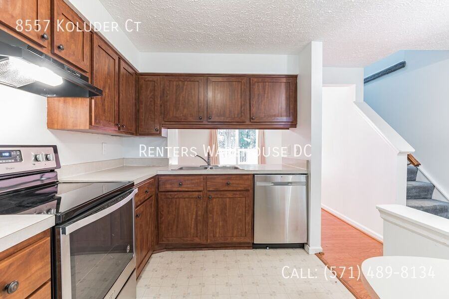 8557 Koluder Ct - Photo 6 of 15