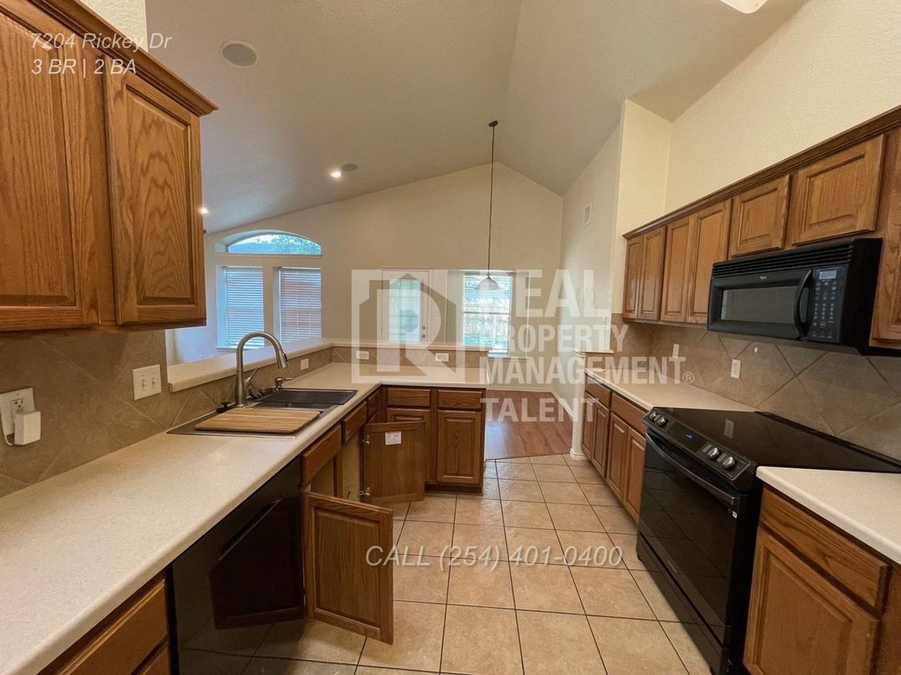 7204 Rickey Dr - Photo 4 of 16