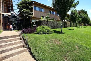 3809 N Braeswood Blvd - Photo 1 of 1