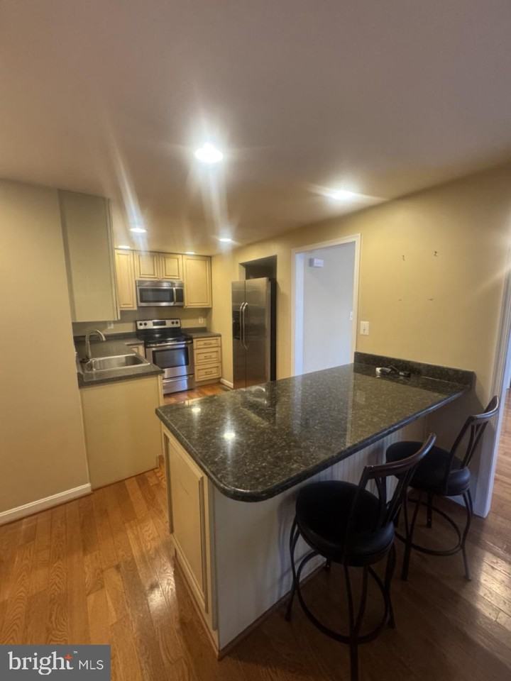 43880 Scriber Ln - Photo 3 of 18