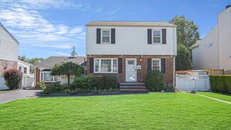 2282 3rd St - Photo 1 of 1