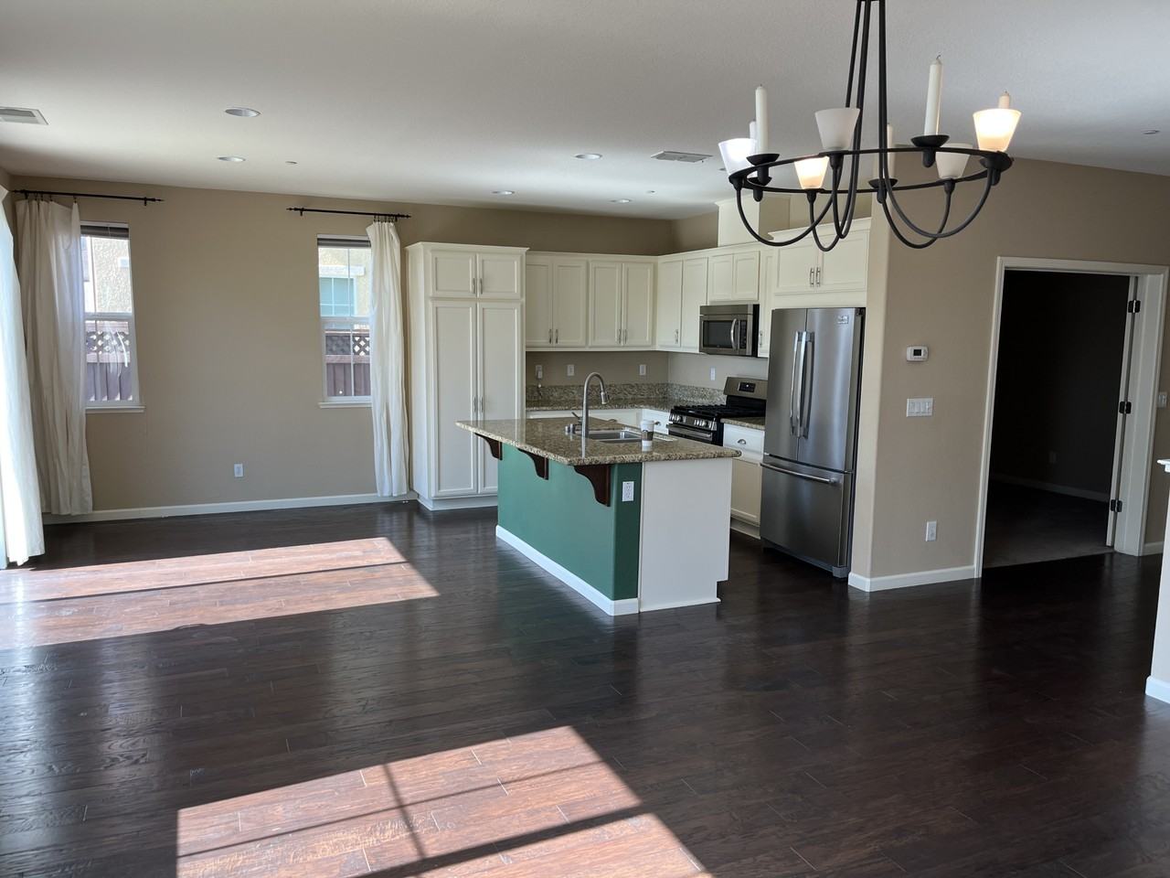 1240 Landmark Cir #NA - Photo 3 of 30