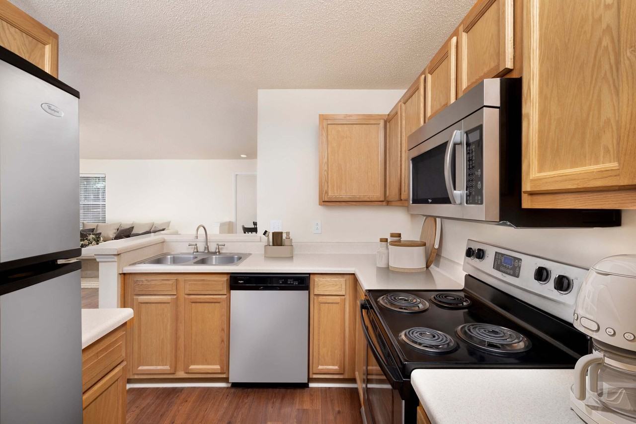 Camden Touchstone - Photo 2 of 40