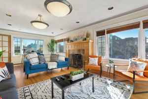 featured image of 1005 East Roy Street