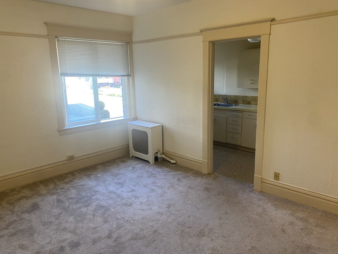 311 North Broadway Street - Photo 6 of 24